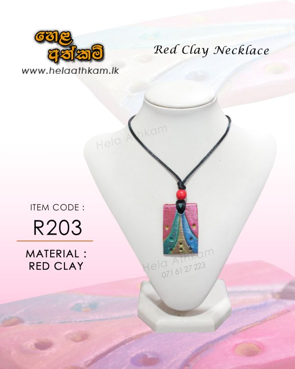 Red_clay_necklace_