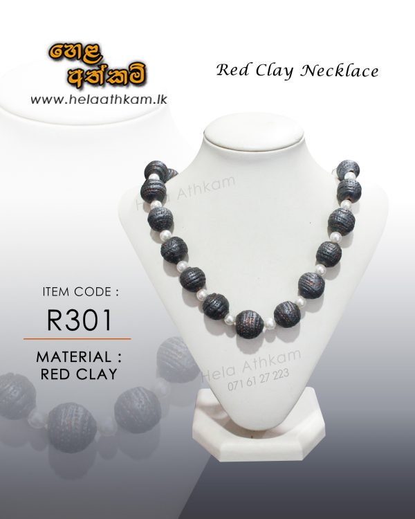 Red_clay_necklace_bead_chain