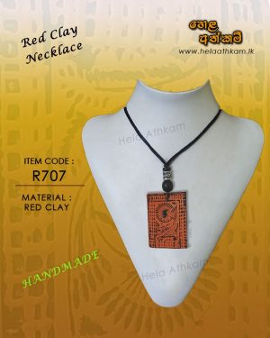 brown_necklace